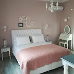 Sugar Aparthotel