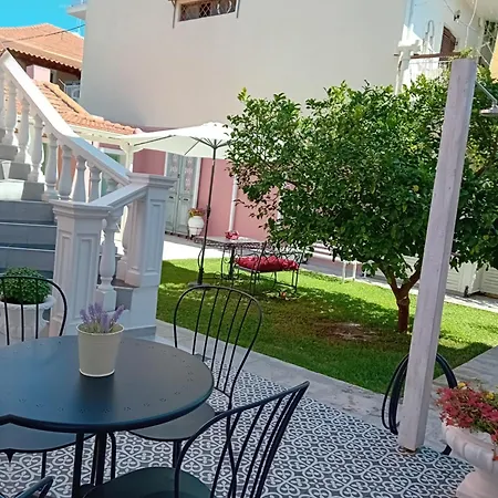 Aparthotel Sugar 4*