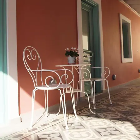 Aparthotel Sugar 4*