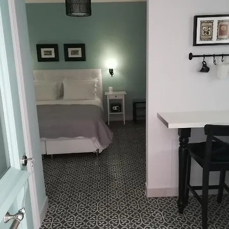 Sugar Aparthotel 4*