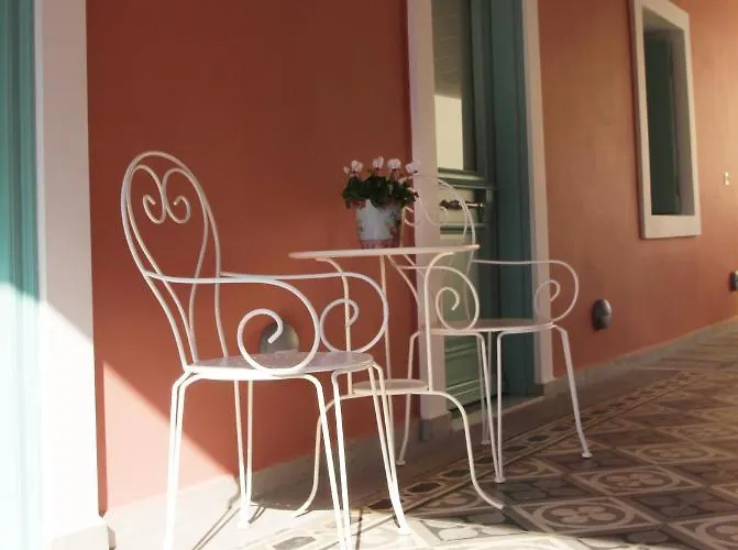 Апарт-отель Sugar 4*